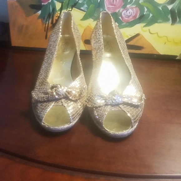 Mettalic Italian made wedge - Picture 2 of 6